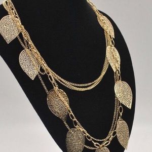 💋MULTI LAYERED LEAF NECKLACE